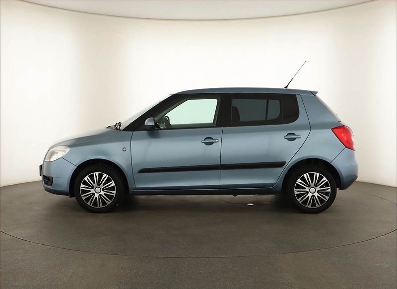 Škoda Fabia (2008) Ambition 1.2 12V, nová STK - fotka 3 z 11