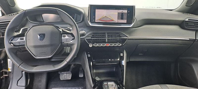 Peugeot 2008 (2024) ALLURE Hybrid 136 e-DCS6 - fotka 13 z 19