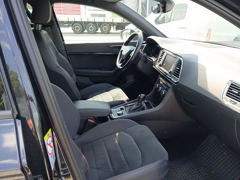 Seat Ateca (2018) FR 1.5 TSI DSG 110kW - fotka 8 z 10
