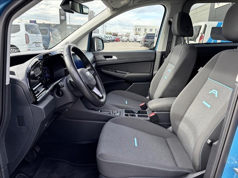Ford Tourneo Connect 2,0 EcoBlue Active L2 Aut. - fotka 27 z 52