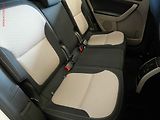 Škoda Yeti (2012) 2.0 TDI 4x4, ČR, DSG, panor. - náhled 13