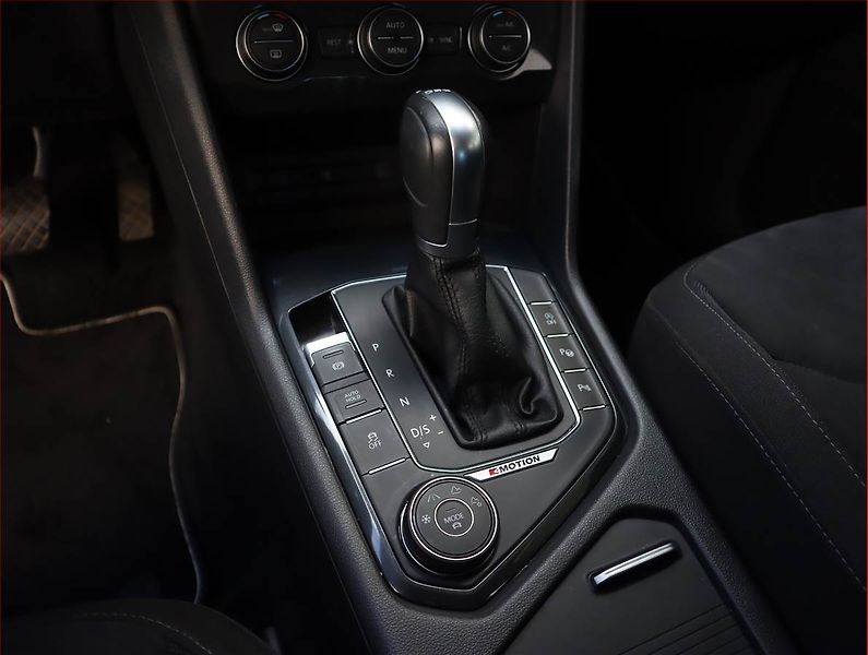Volkswagen Tiguan (2018) Highline 2.0 TDI - fotka 16 z 23