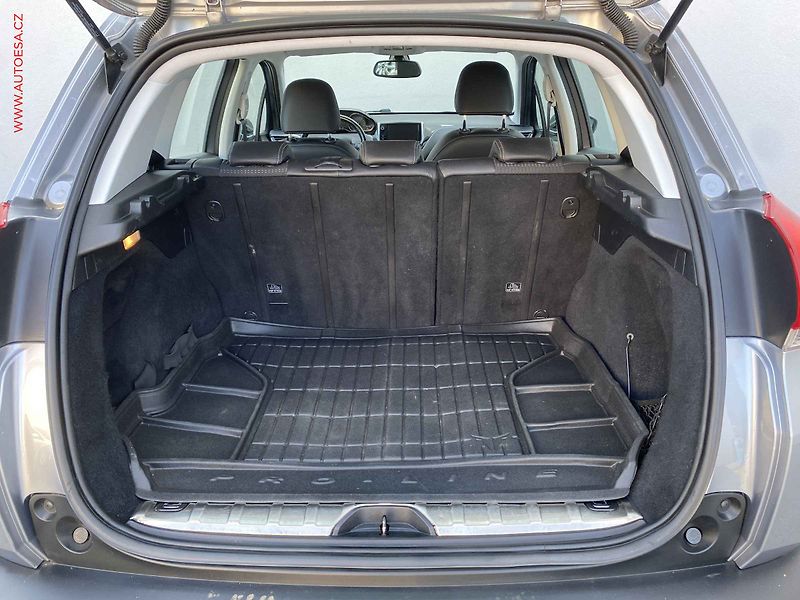 Peugeot 2008 (2014) 1.6VTi, AC, park.čidla - fotka 7 z 18
