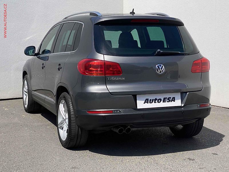 Volkswagen Tiguan (2014) 1.4 TSi, Highline, bixen, - fotka 6 z 17