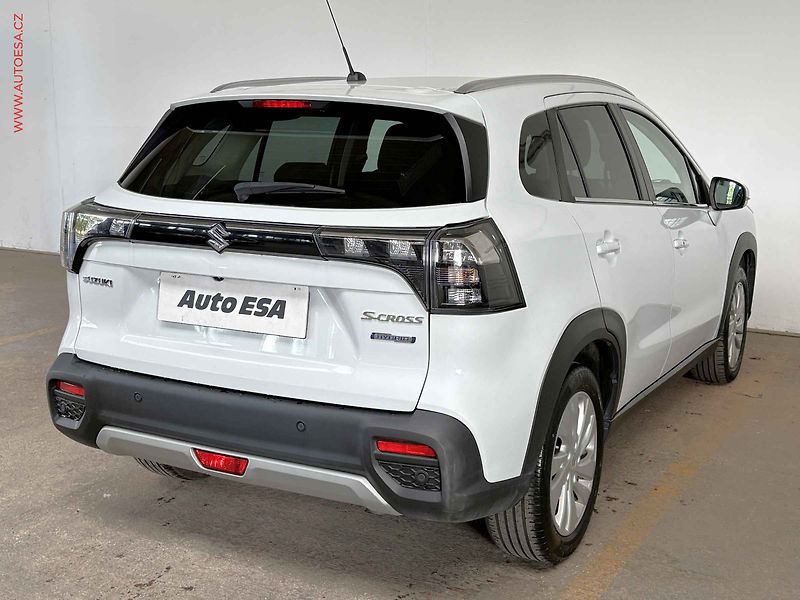 Suzuki S-Cross (2022) 1.4i, Premium. AC, tempo - fotka 4 z 15