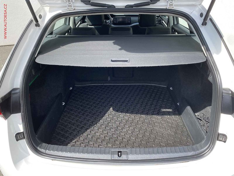 Škoda Octavia (2020) 2.0TDi, ČR, LED - fotka 7 z 18