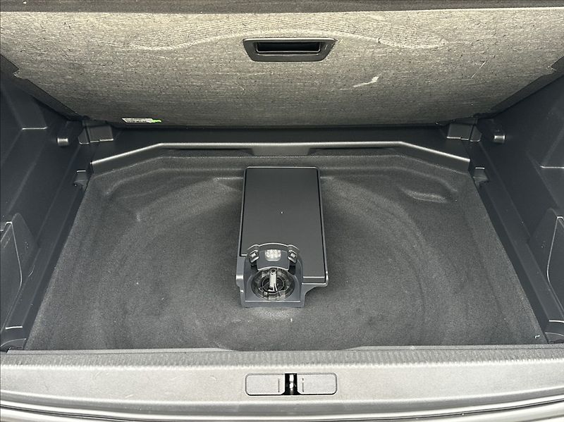 Peugeot 3008 1,5 BlueHDI 130PS  Active - fotka 43 z 55