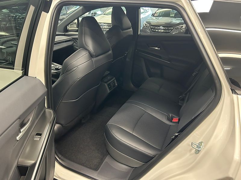 Subaru E-Outback (2026) Touring+ 2026 | 10 let Záruka - fotka 28 z 71