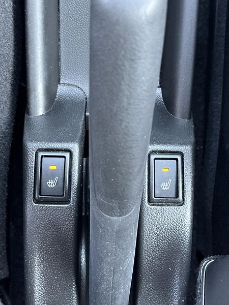 Suzuki Swift COMFORT 1.2 AUTOMAT, HYBRID - fotka 14 z 17