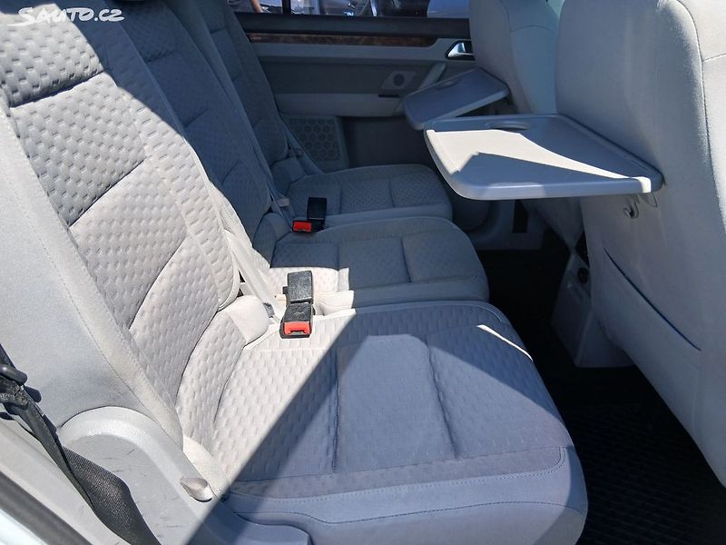 Volkswagen Touran 1.4 TSI, ALU, - fotka 26 z 30
