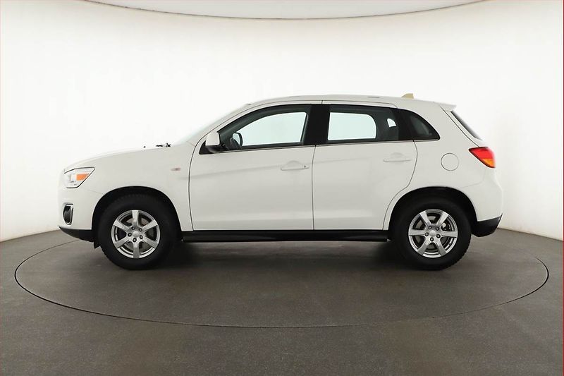 Mitsubishi ASX (2015) 1.6 MIVEC, ČR,1.maj - fotka 3 z 16