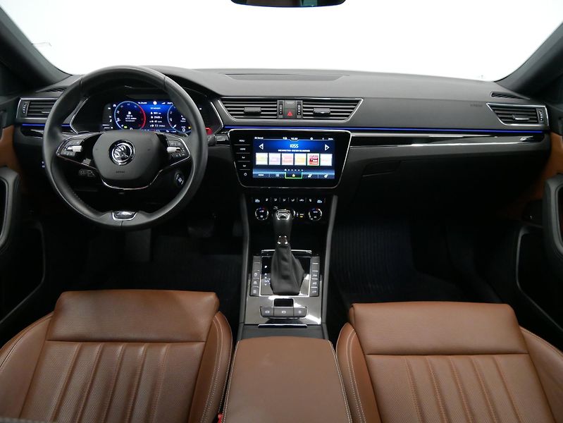 Škoda Superb - fotka 5 z 30