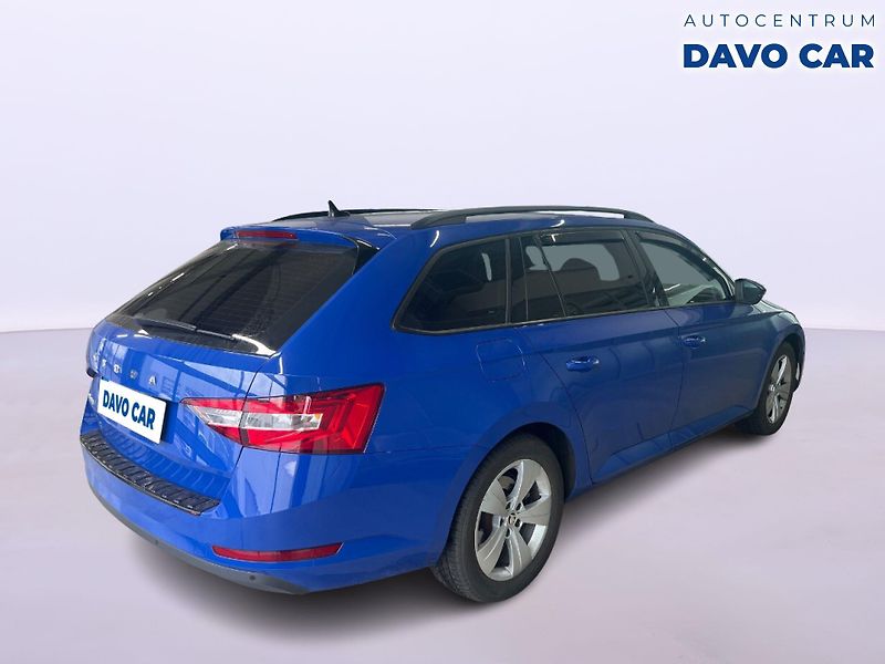 Škoda Superb 2,0 TDI 110KW klima - fotka 4 z 11