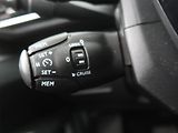 Peugeot 3008 (2020) Allure 1.2 PureTech, Automat - náhled 17