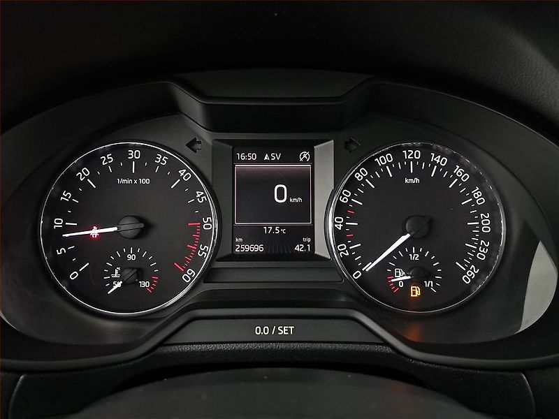 Škoda Octavia (2014) Greenline 1.6 TDI, Navi - fotka 11 z 15