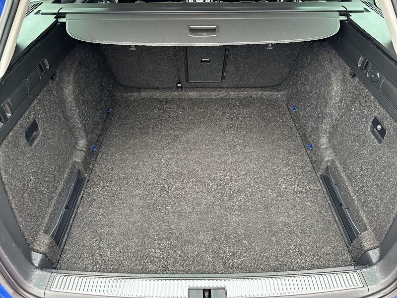 Škoda Superb (2021) Combi 2.0 TDI DSG Ambition - fotka 26 z 31