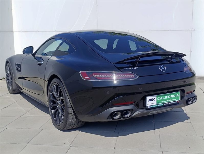 Mercedes-Benz AMG GT 4,0 i V8 390kW NIGHT EDITION - fotka 10 z 46