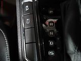Škoda Superb (2012) 2.0 TDi, Elegance, DSG, kůže - náhled 21