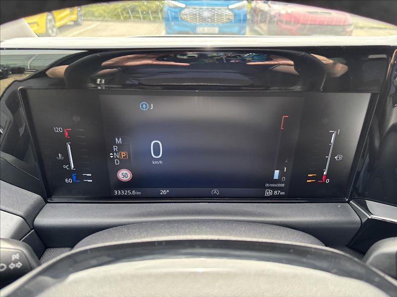 Ford Tourneo Custom 2,0 EcoBlue 125kW L2 Titanium - fotka 29 z 44