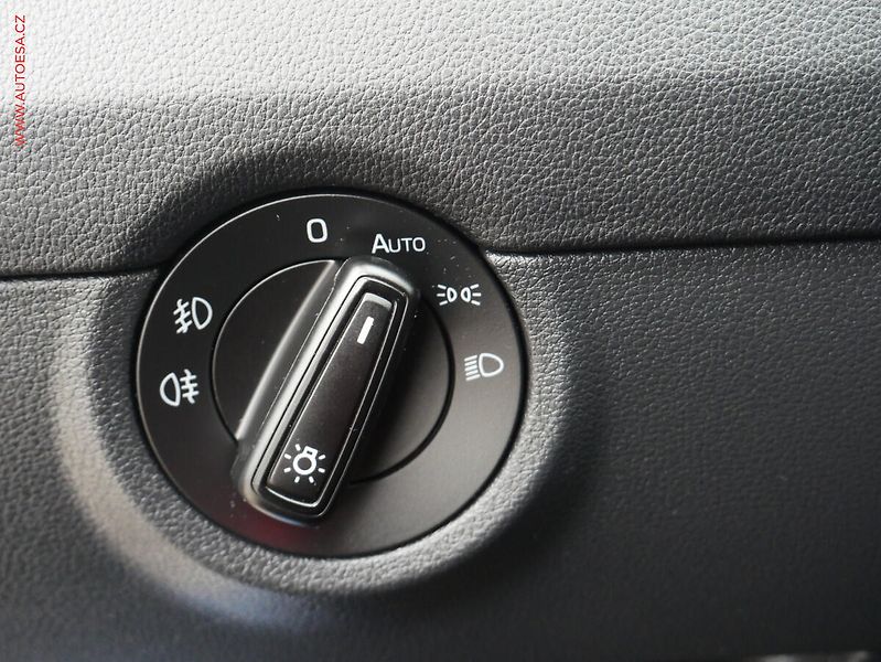 Škoda Octavia (2017) 1.0 TSl, ČR, Style Plus - fotka 15 z 18