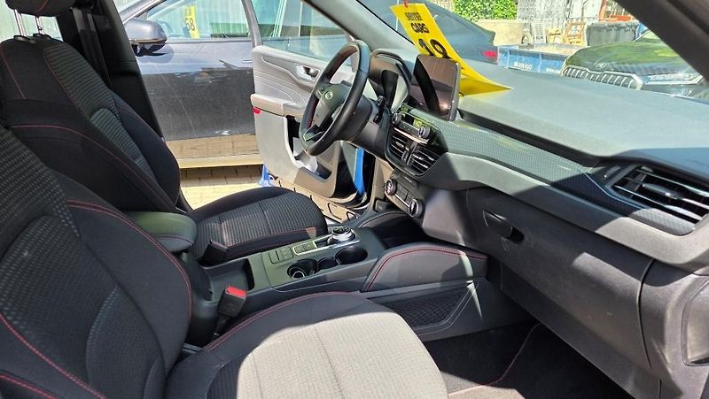 Ford Kuga (2022) 2.5i PHEV 165 kW ST-line AT TZ - fotka 13 z 33