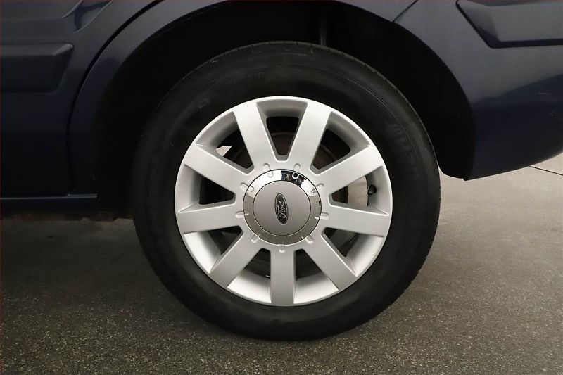 Ford Fusion (2010) 1.4, po STK, Tažné - fotka 12 z 12