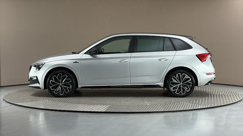 Škoda Scala 1.5 TSI DSG Monte Carlo - fotka 4 z 33