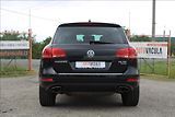 Volkswagen Touareg 3,0 TDi  4 x 4, AUTOMAT, DPH - náhled 6