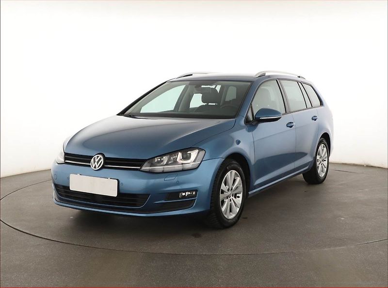 Volkswagen Golf (2016) 1.4 TSI, Automat, ČR,1.maj - fotka 2 z 16