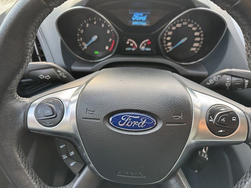 Ford C-MAX (2013) 1.0i EB Klima Winter Paket - fotka 7 z 44