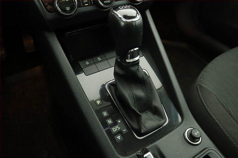 Škoda Octavia (2018) 1.4 TSI, Automat, Serv.kniha - fotka 9 z 14