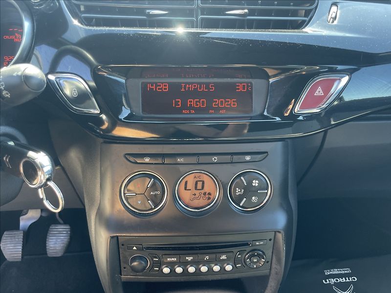 Citroën DS3 1,4 i 70kw Klimatronic ESP, Te - fotka 17 z 33