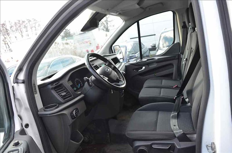 Ford Transit (2021) CUSTOM 2,0 D - fotka 13 z 16