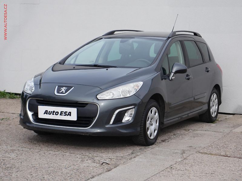 Peugeot 308 (2013) 1.6i, ČR, AAC - fotka 3 z 14