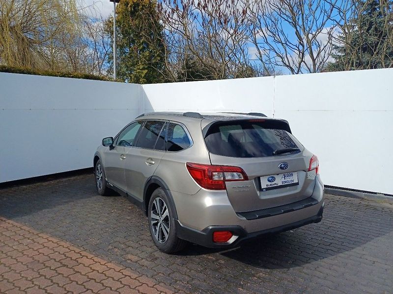 Subaru Outback EXECUTIVE (touring) - fotka 5 z 45