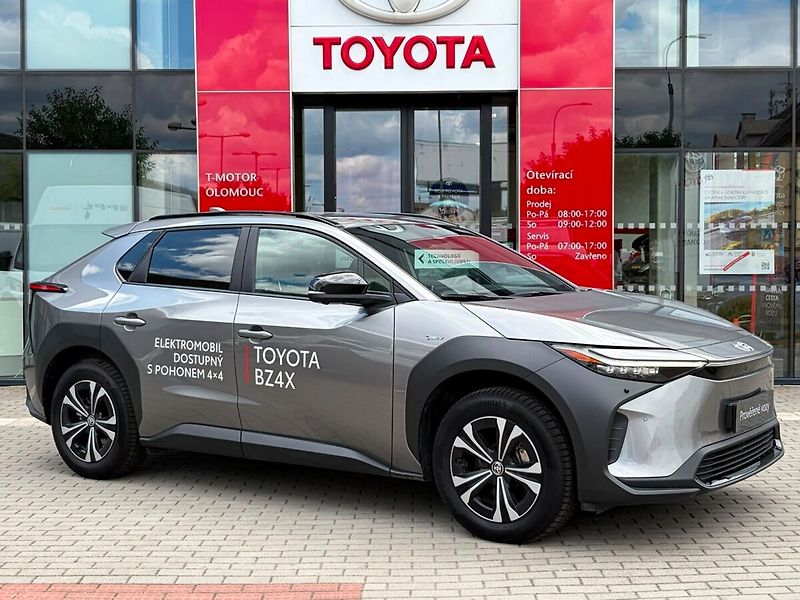 Toyota bZ4X Prestige - fotka 4 z 20