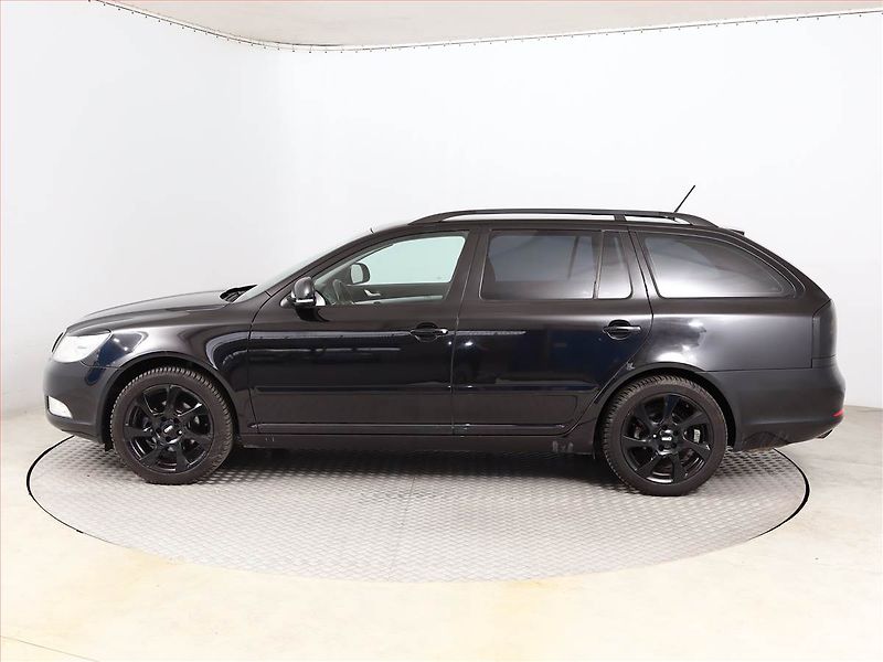 Škoda Octavia (2022) Style 2.0 TDI, ČR,1.maj - fotka 3 z 15