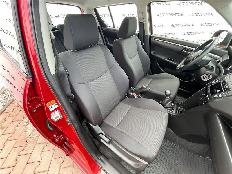 Suzuki Swift 1,2 i,4x4,STK 6/28, serv.kn. - fotka 19 z 22