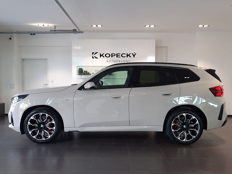 BMW X3 (2026) xDrive 20d M Sport - fotka 4 z 16
