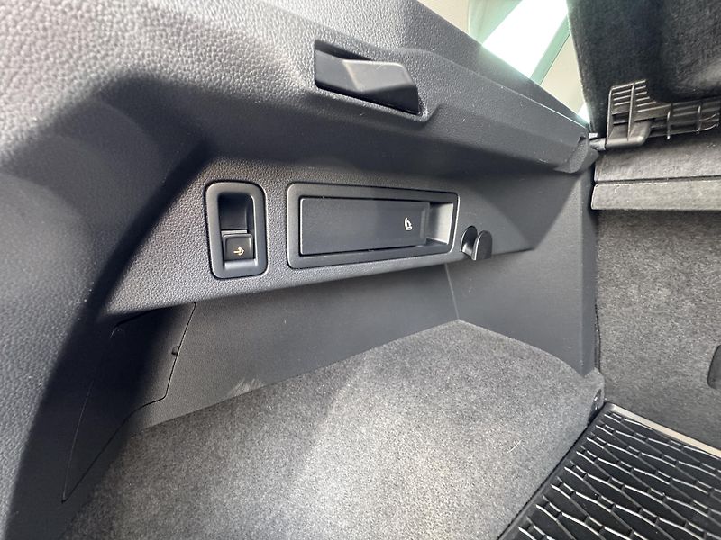 Volkswagen Tiguan 1.4TSi 4motion 6°DSG Sound - fotka 25 z 26