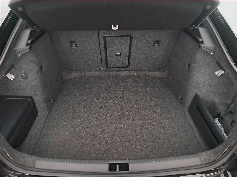 Škoda Octavia (2016) RS 2.0 TSI, Automat - fotka 14 z 23