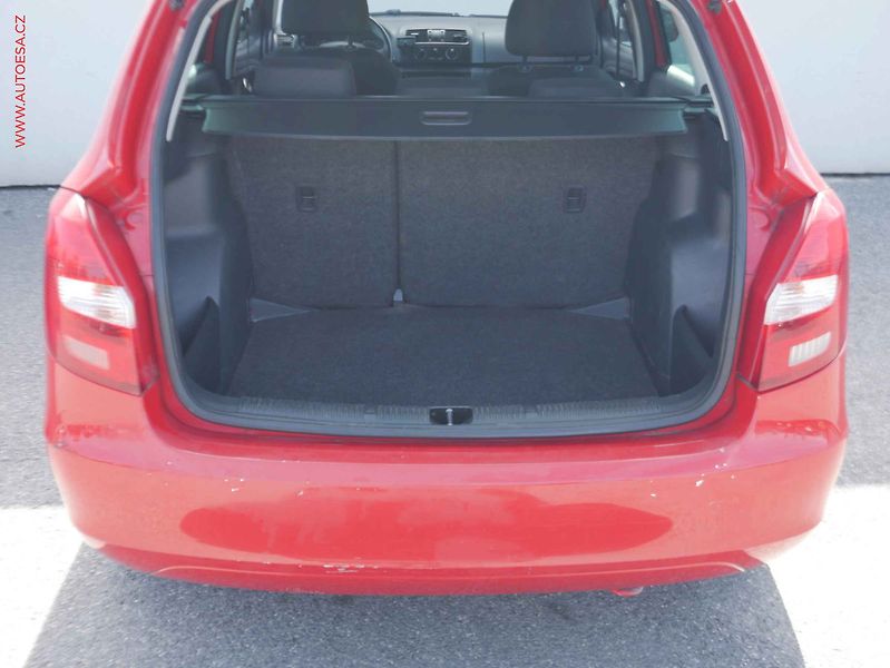 Škoda Fabia (2013) 1.2TSi, ČR, AC - fotka 7 z 14