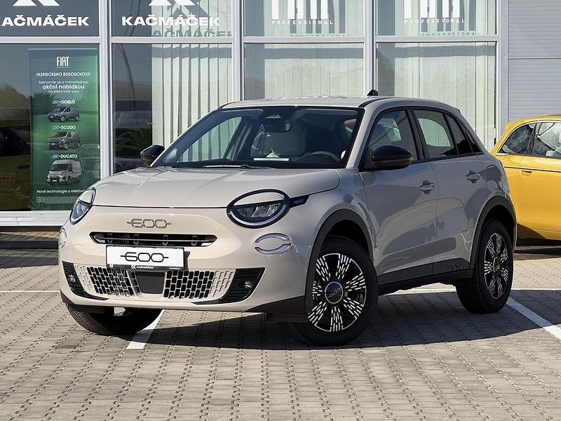 Fiat 600 (2026) Icon 1.2 Turbo Hybrid 145k  - fotografie inzerátu