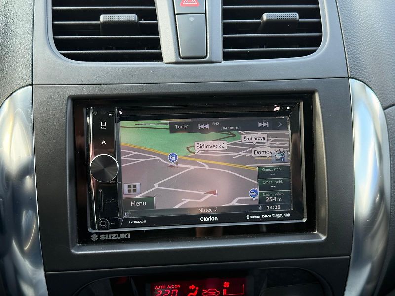 Suzuki SX4 1.6 VVT GLX 4x4 NAVI SE - fotka 19 z 30