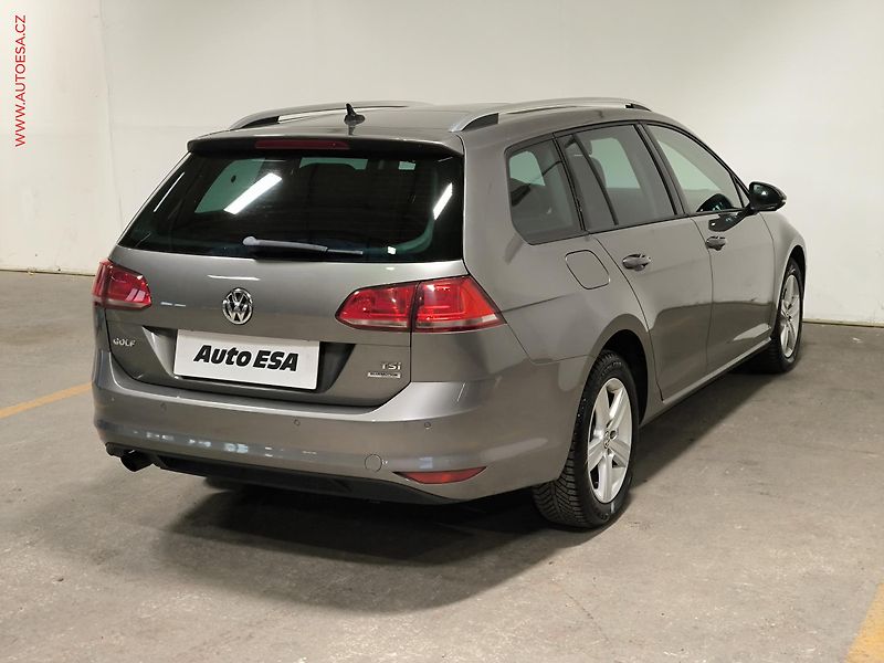 Volkswagen Golf (2014) 1.2 TSi, Comfortline, panor - fotka 6 z 17