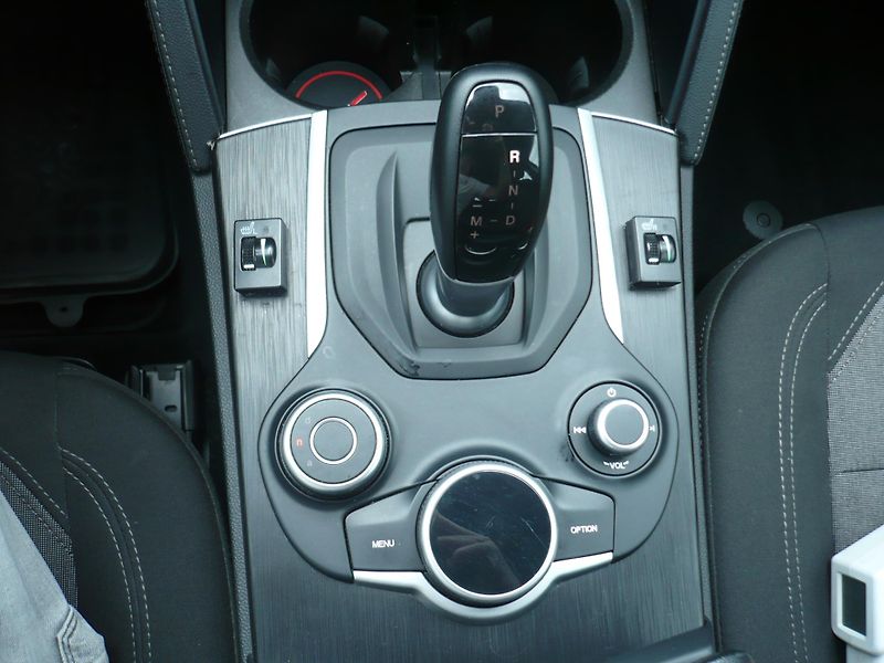 Alfa Romeo Stelvio 2.0T Q4 Kamera Klima - fotka 12 z 33