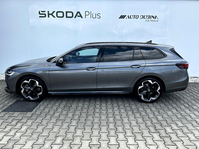 Škoda Superb (2025) Combi 2.0 TDI 142kW 4x4 DSG Sp - fotka 3 z 35
