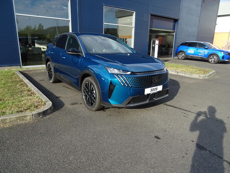 Peugeot 3008 (2026) ALLURE Hybrid 145k e-DCS6 - fotka 1 z 45