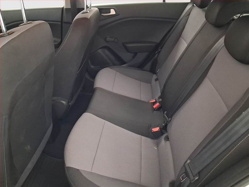 Hyundai i20 (2019) 1.2, ČR,1.maj, Serv.kniha - fotka 10 z 17