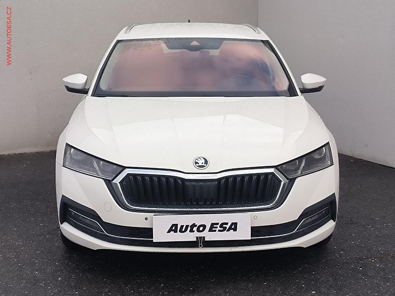 Škoda Octavia (2020) 2.0 TDi, 2.maj,ČR, Style - fotka 2 z 27